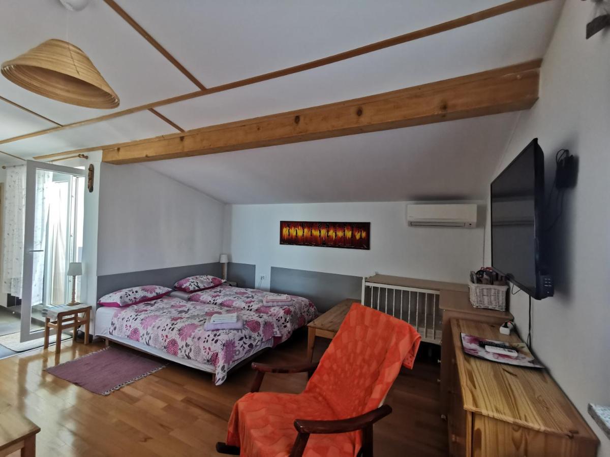 Anita Studio Apartment With Terrace Рієка Екстер'єр фото